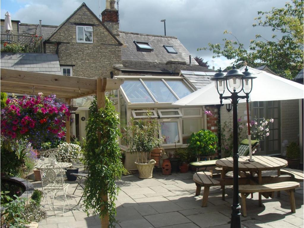 The Old Brewhouse Cirencester Exterior foto